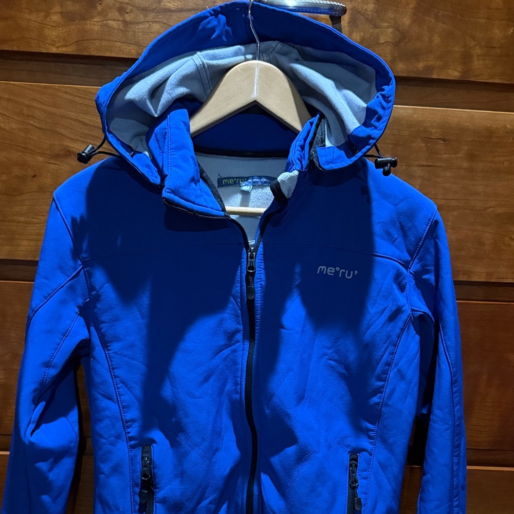 Meru Kids Blue Jacket from Austria. Purchased in Innsbruck, used 2-3x . Outgrown